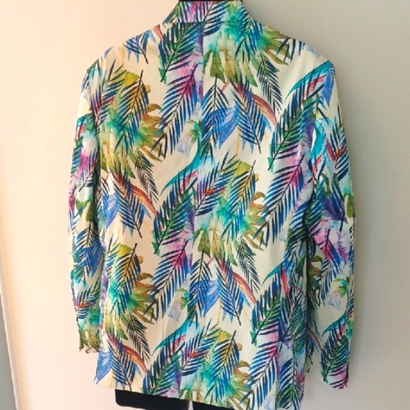 TALLIA Multicolor Leaf Print Blazer - Picture 7 of 10